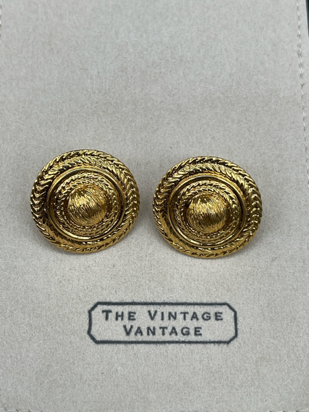 Vintage Monet chunky earrings 80s